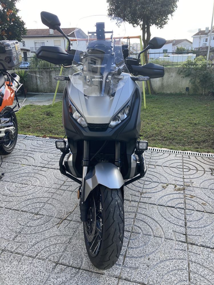 Honda X-Adv 2020, garantia ate 2025 muitos extras