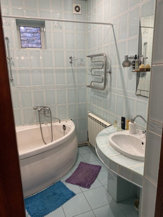 Продам 2х этажный дом Шевченковский ( пос. Димитрова)