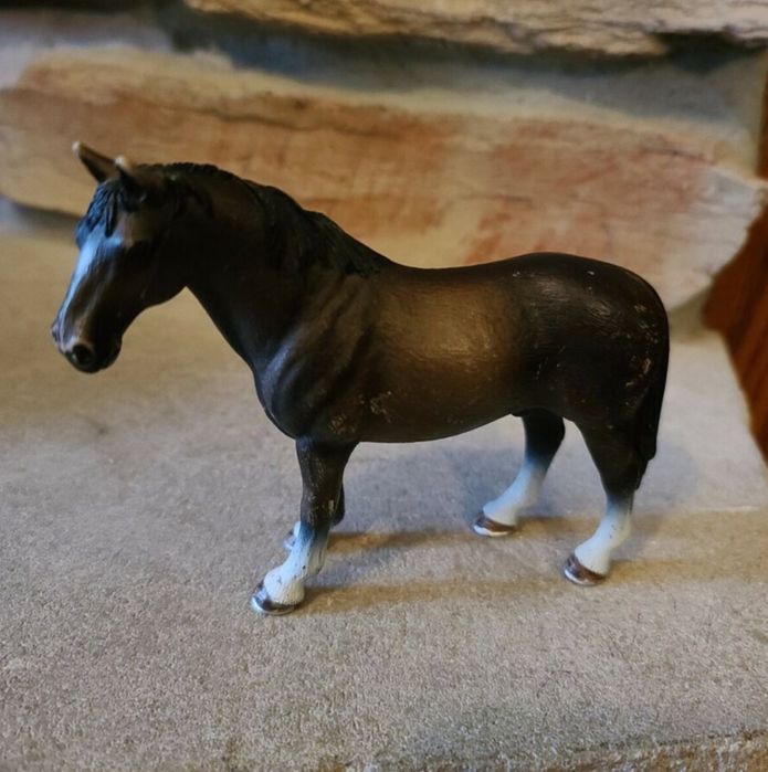 Cavalos da Schleich mais de 300 animais