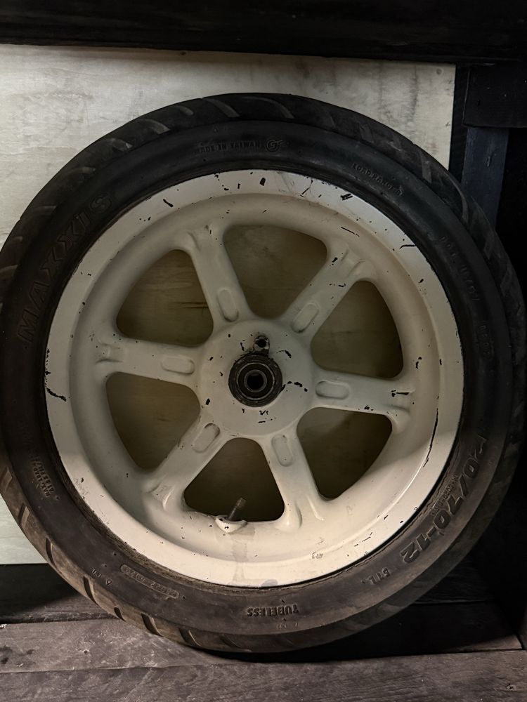 колеса 12 на aerox, jog r, benelli, 18 шліцов