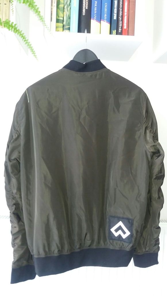 Sprzedam bomberke Reserved r. L