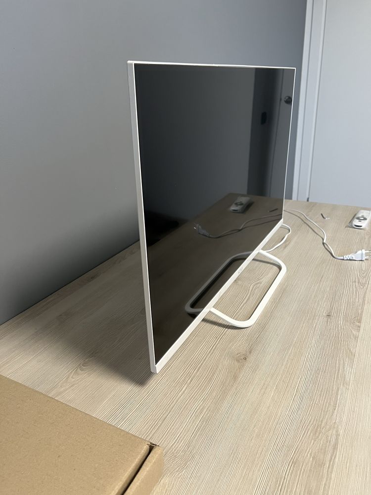 Телевізор 4К , Kivi 32F790LW , smart TV, wi-fi, голосове управління