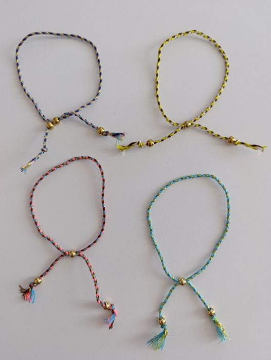 Bransoletka sznurkowa