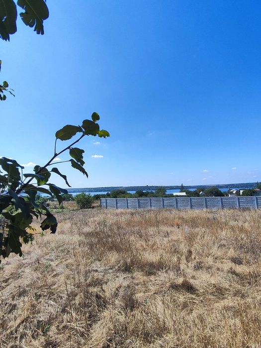 Продам  дом участок Зоряне Перше травня Любимовка река Днепр