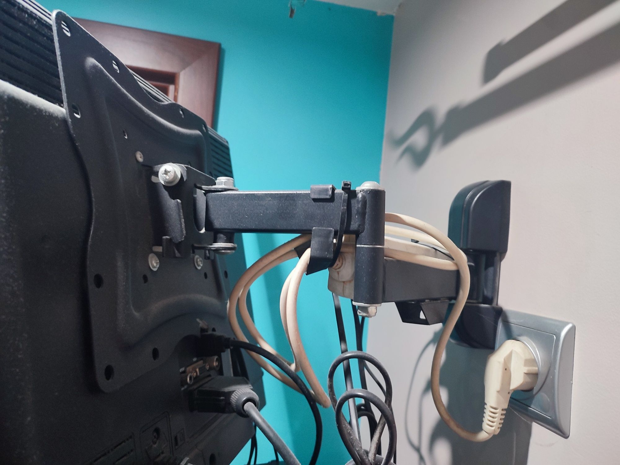 Telewizor Hyundai 19 cali