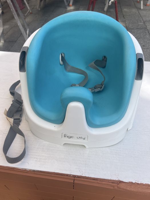 Cadeira de refeicao de bebe completa