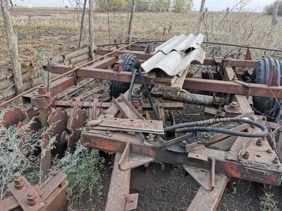 Продам дискову борону
