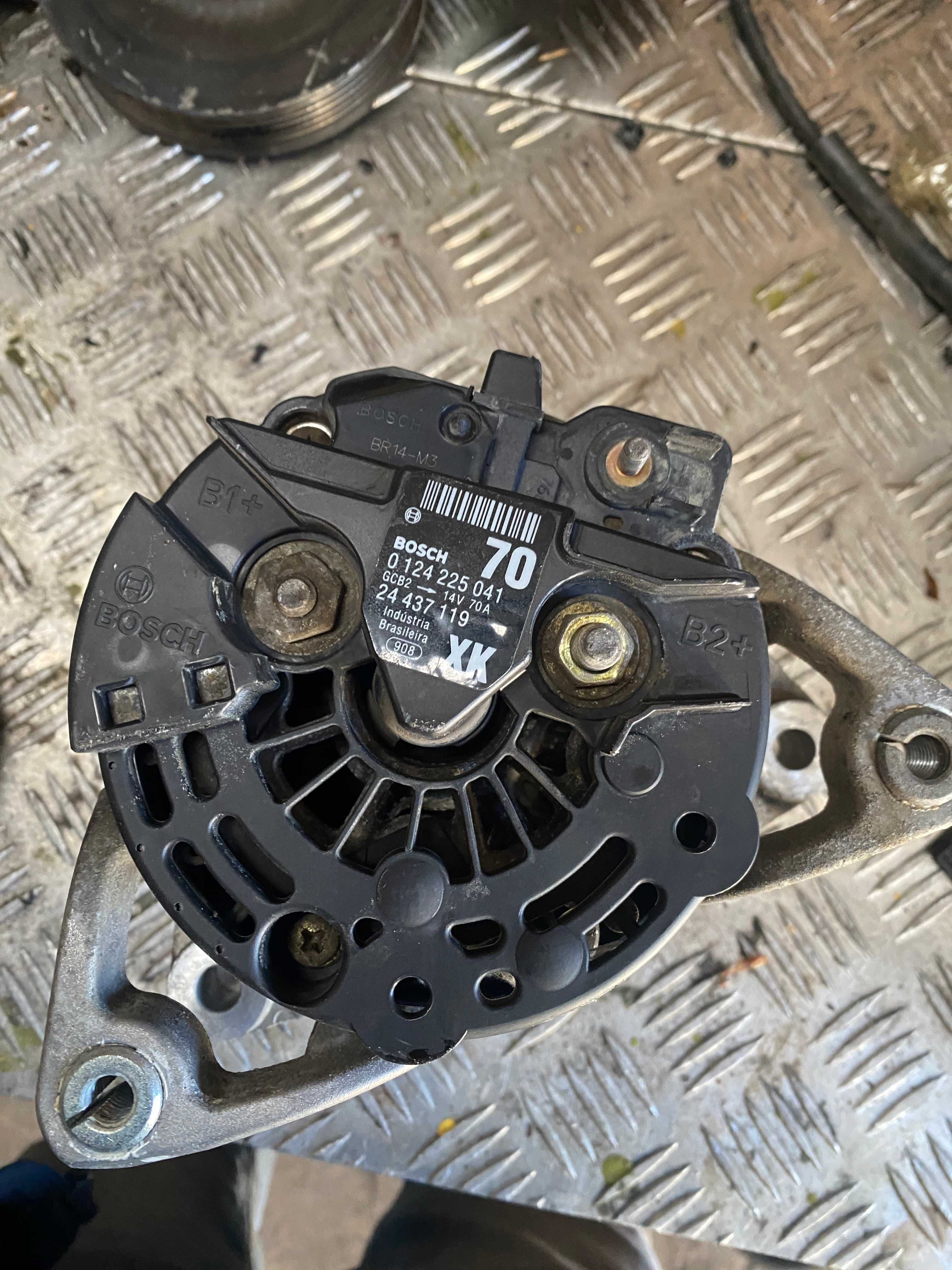 Alternator Opel Corsa C 0124.225.041.