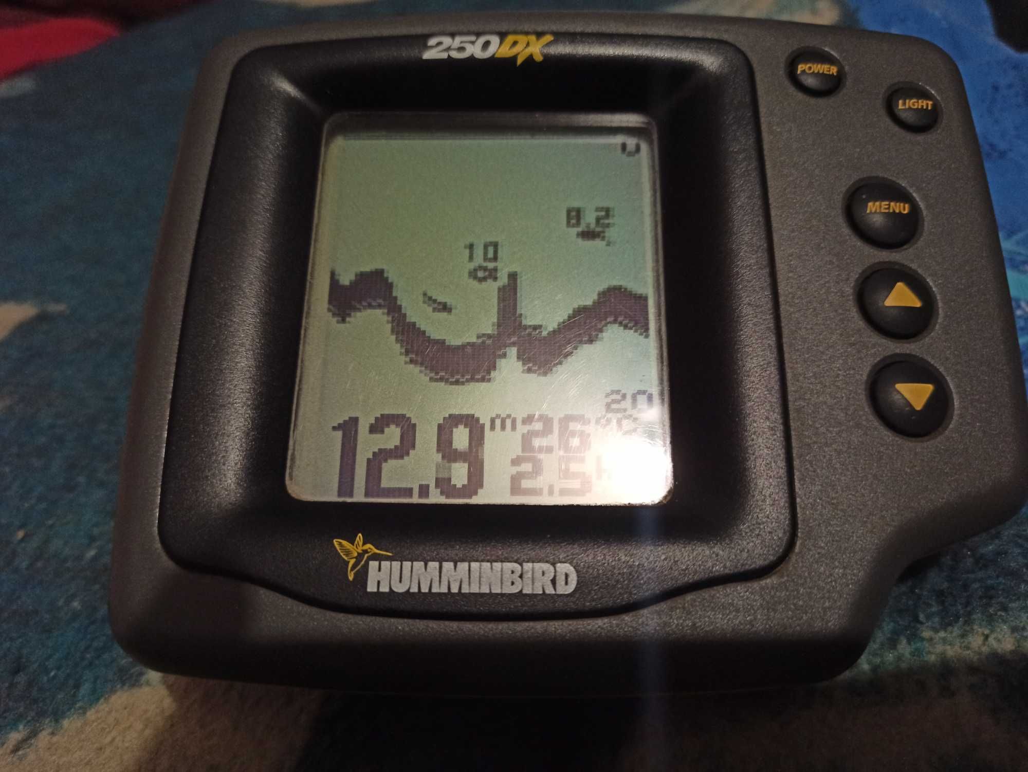 Эхолот 250DX HUMMINBIRD двух лучевой. б/у. только голова.