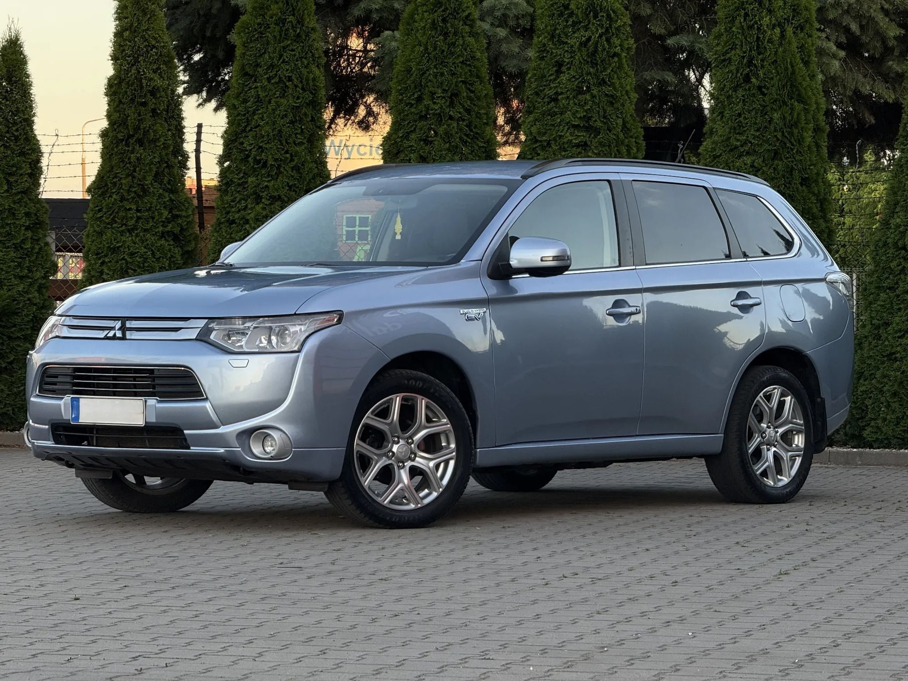 Mitsubishi Outlander Outlander PHEV 2.0 203KM Nawigacja skóra Kamera