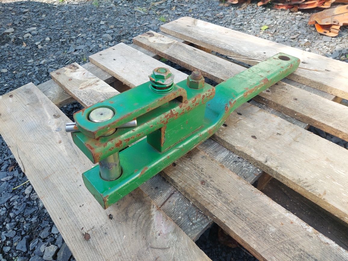 Zaczep dolny, listwa John deere Nowy