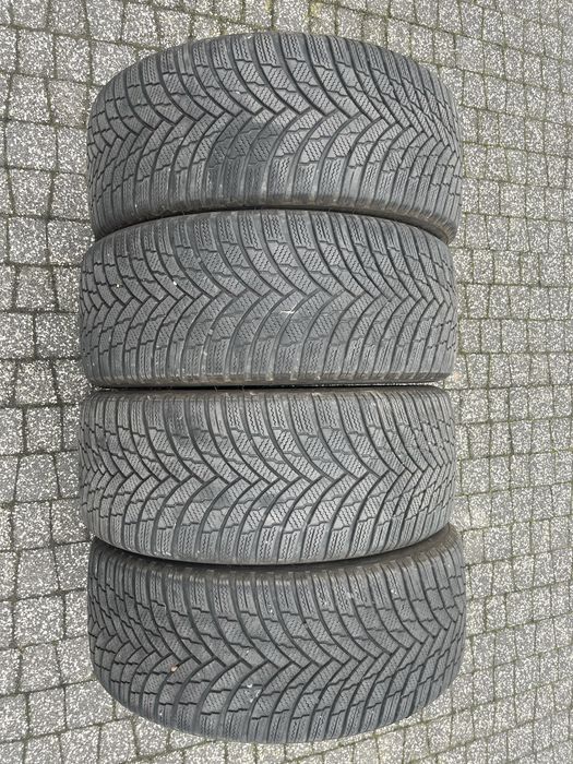Opony zimowe Firestone Winterhawk 4  235/45 R18