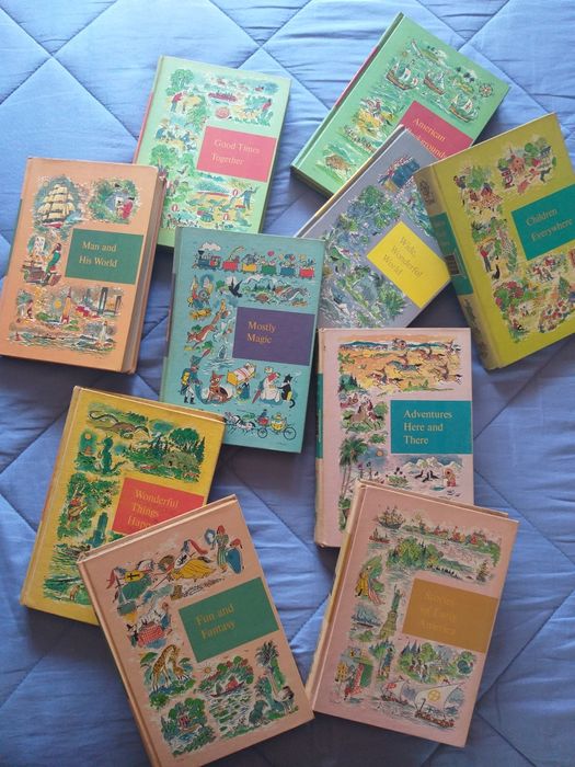 Coleção completa dos livros "Trough Golden Windows" RARO