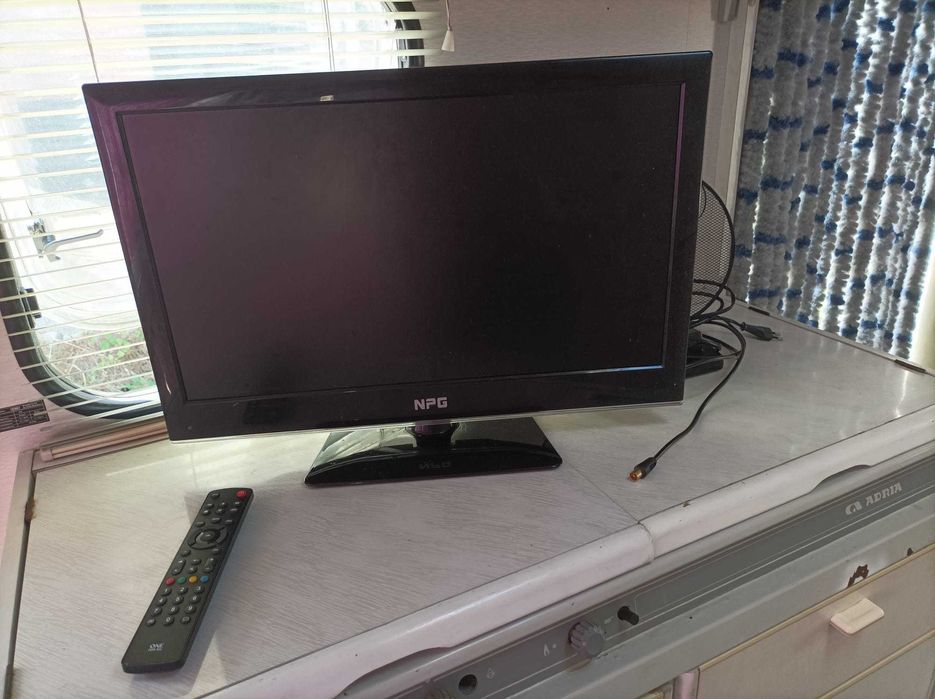 Caravana Adria Linea em muito bom estado