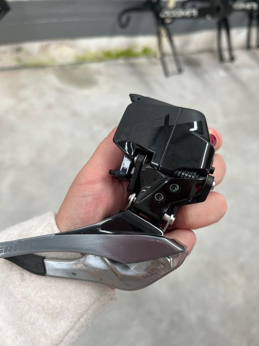 Mudança da frente SRAM Red