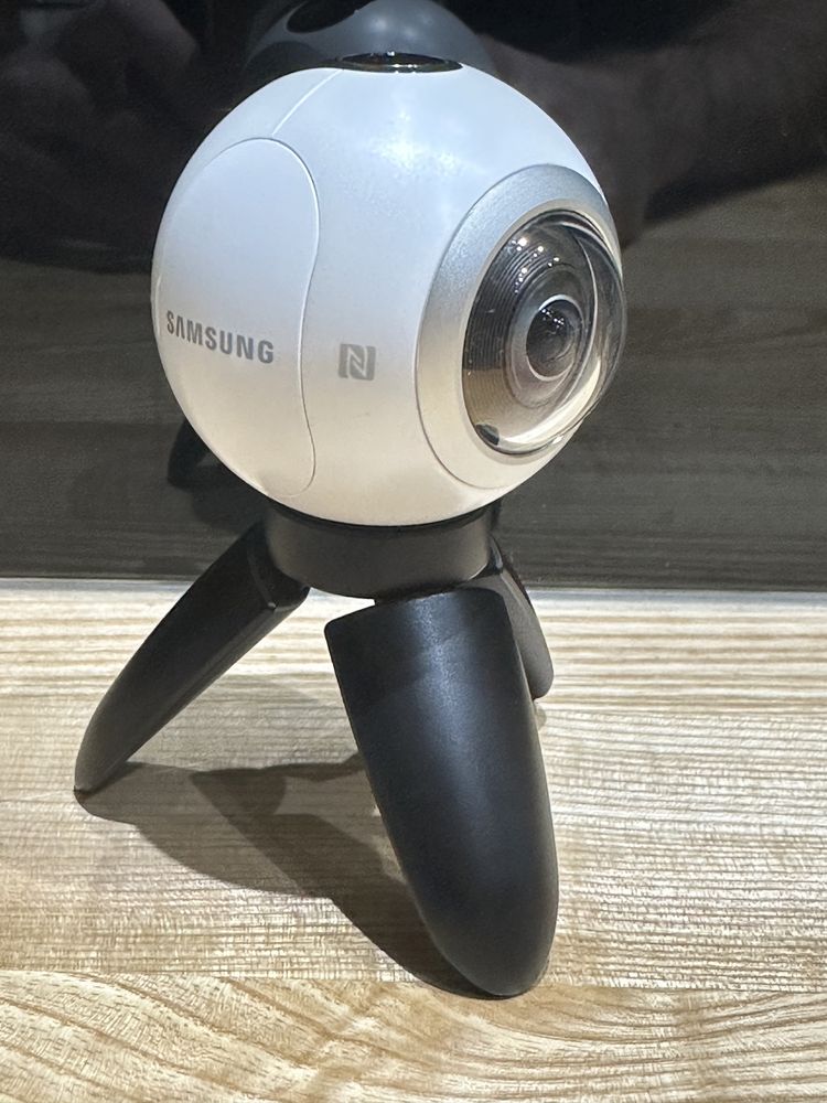 Kamera Samsung GEAR 360
