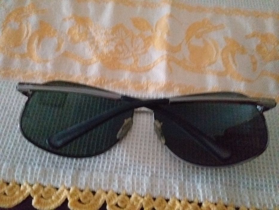 Óculos de sol marca " Ray ban" originais