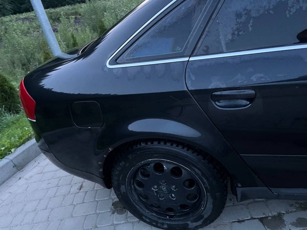 Audi A6 C5 седан