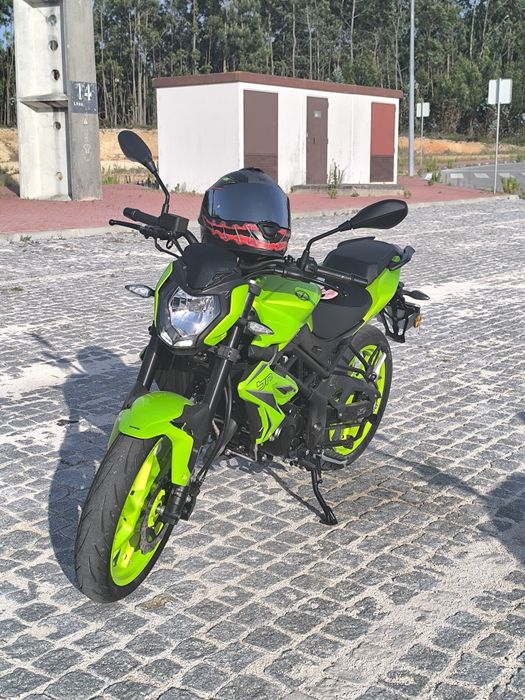 Benelli BN 125cc com 500km