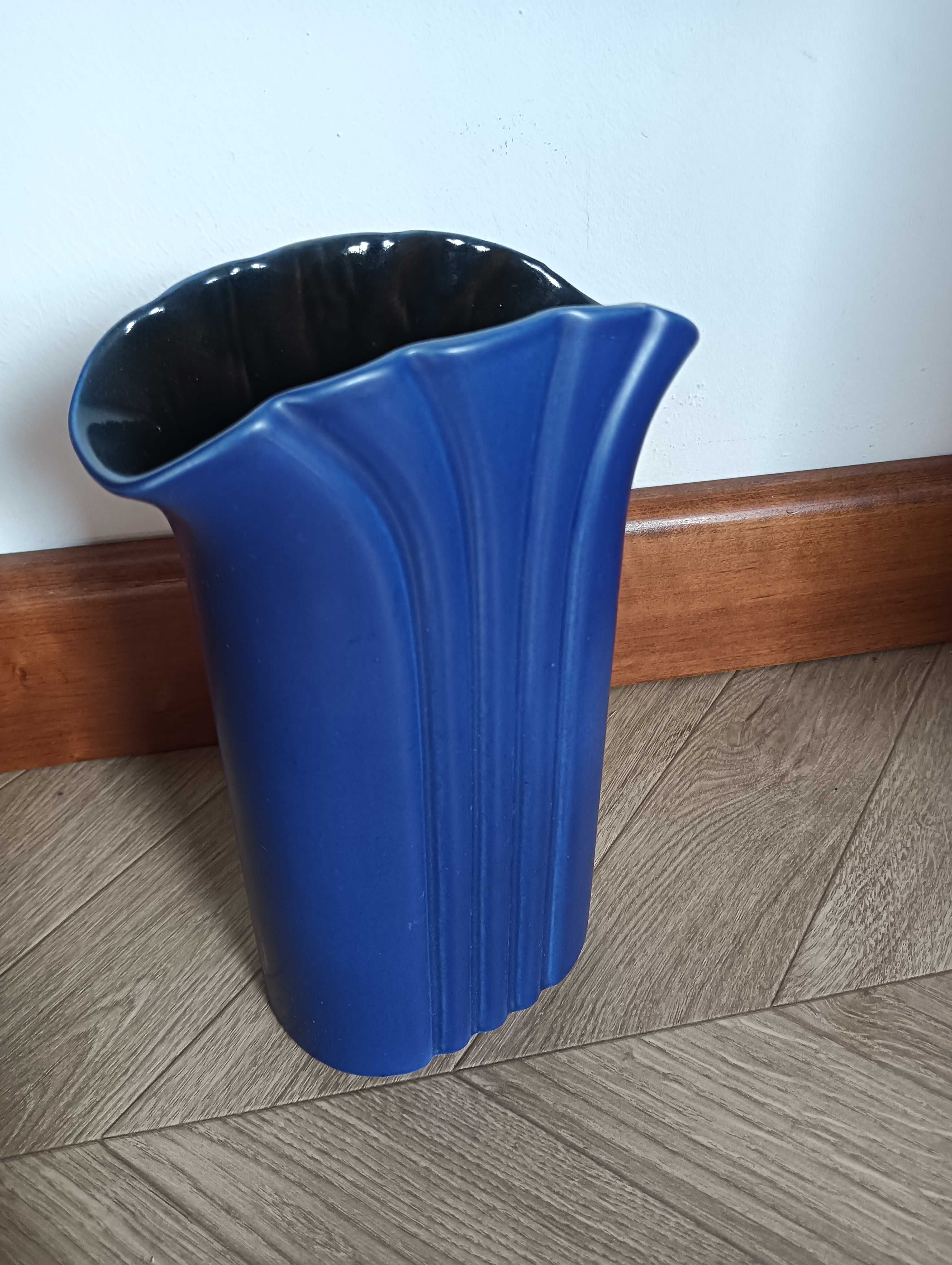 Wazon ceramiczny granatowy