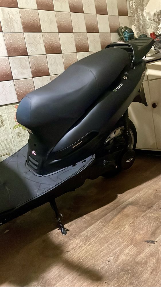 Продам мопед скутер Viper Storm 150см3