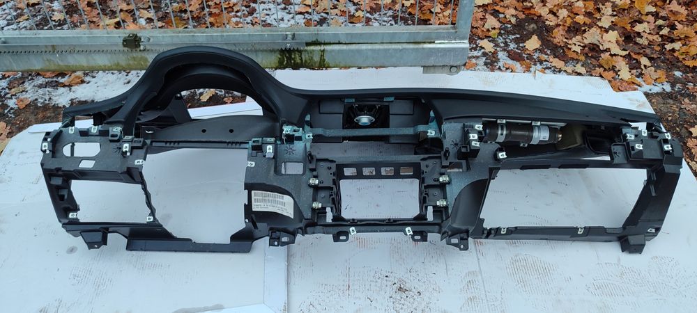 Deska rozdzielcza kokpit konsola BMW f01 head up części BMW f01