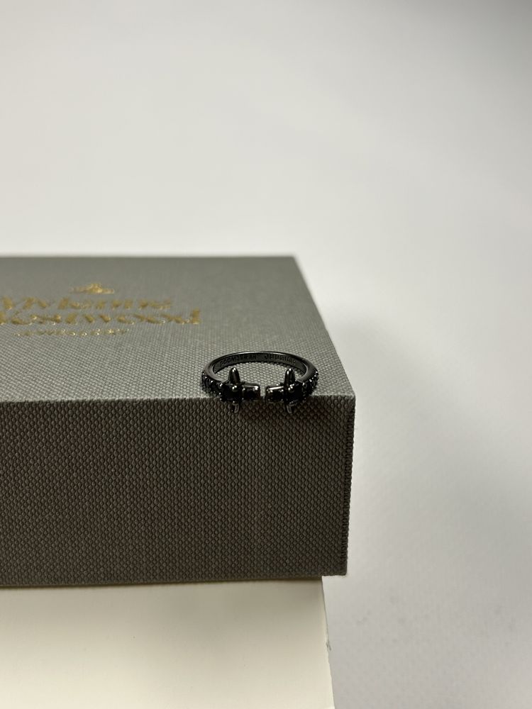 Кільце Vivienne westwood
