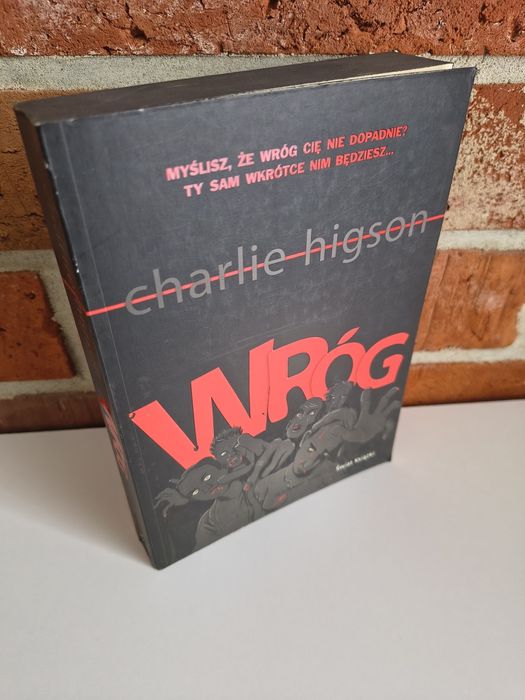 "Wróg" Charlie Higson
