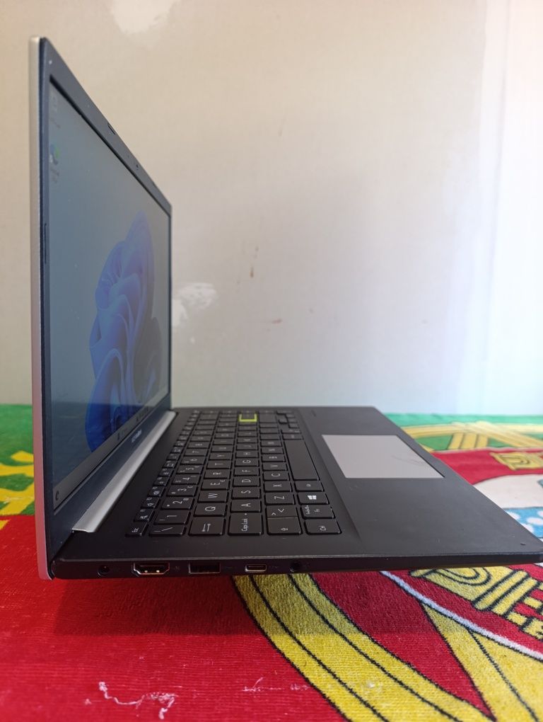 Asus Vivobook X421 (i3-1115G4 - 8GB DDR4 - 256GB SSD)