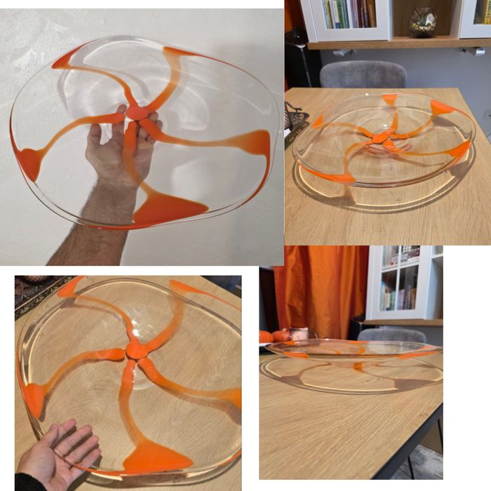 Продам блюдо, на Хелловін!!! d 44-46, масивне скляне, візерунок влитий