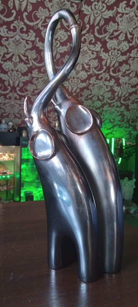 Mosiężna figurka