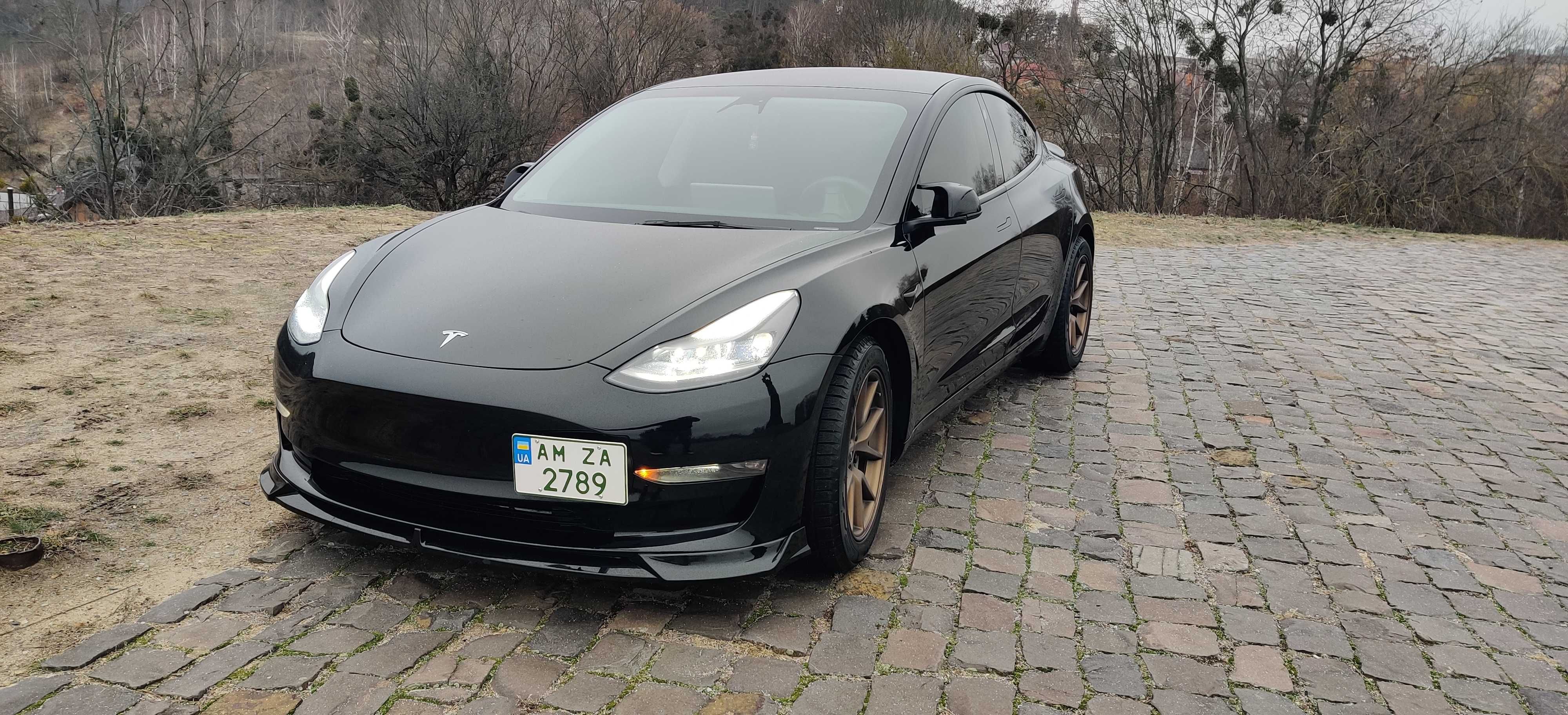 Tesla model 3 performance автопілот повний