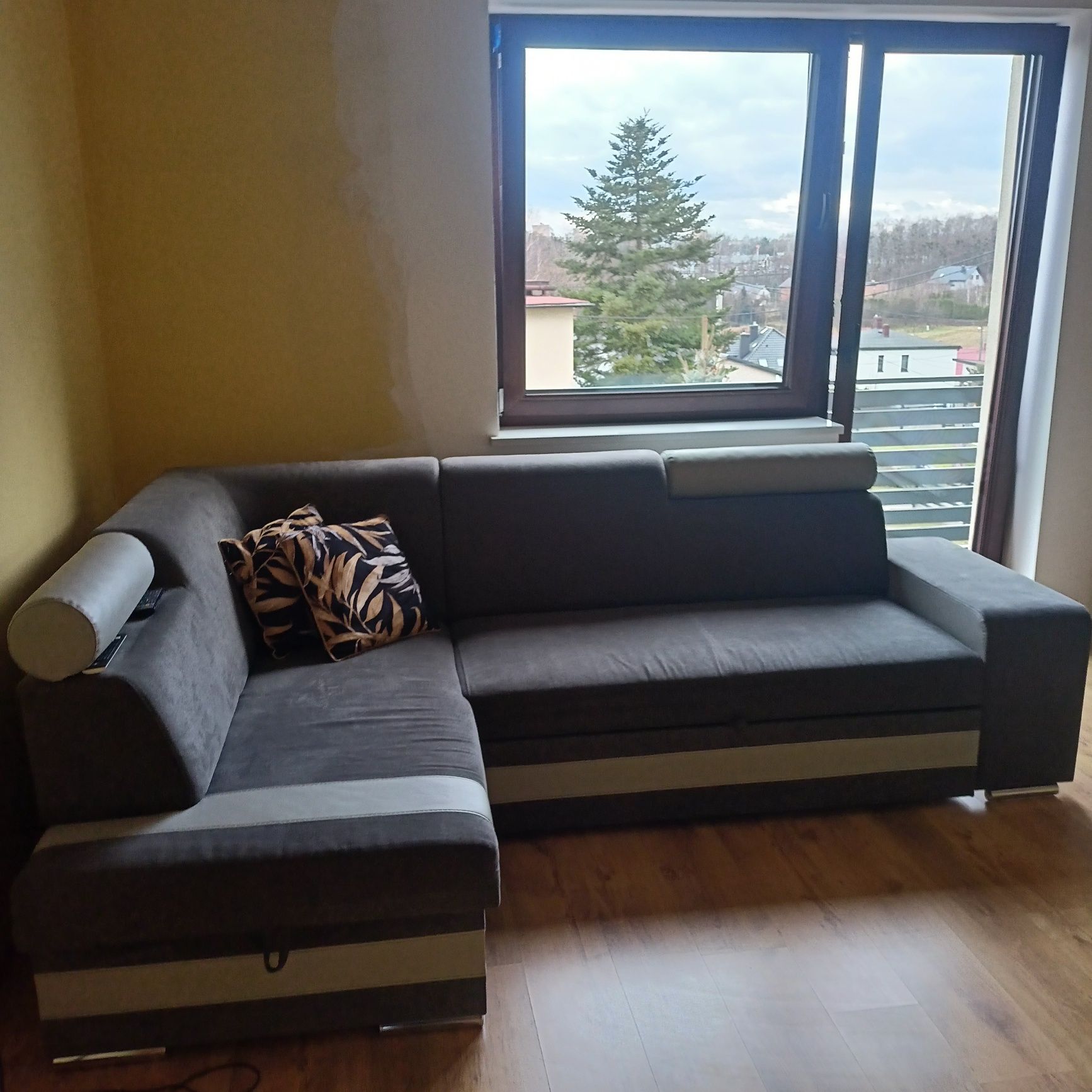 Sofa rogówka narożnik z możliwością spania
