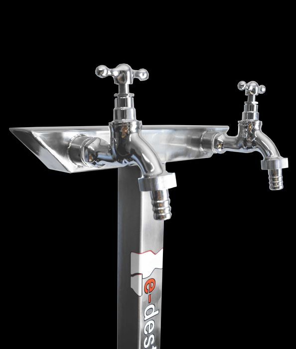 Hydrant Ogrodowy 70cm dwa krany INOX "Kwadrat skośny" - boczny dopływ