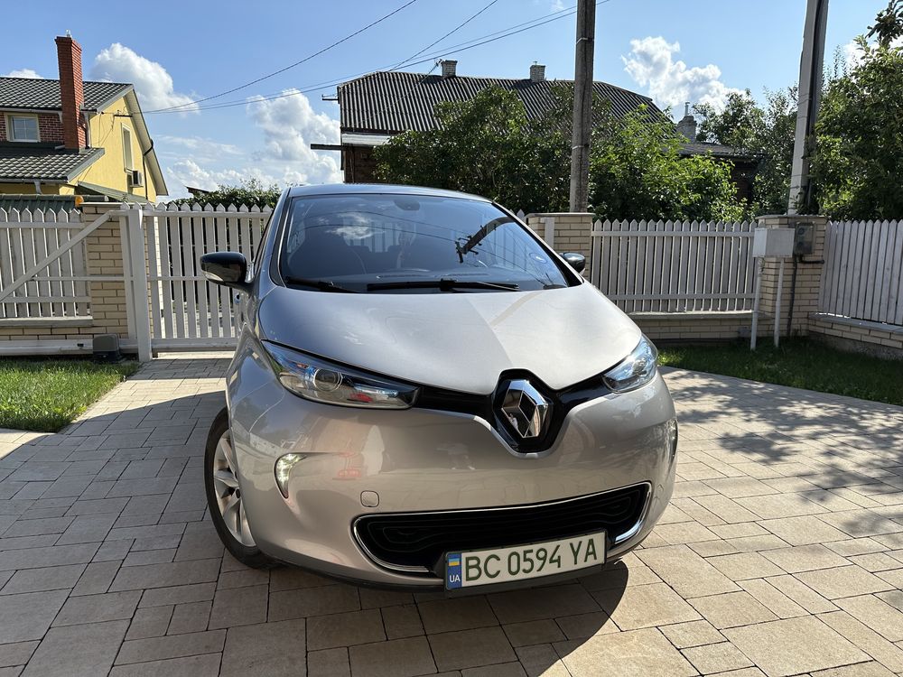 Продам Renault Zoe 2016 22kw