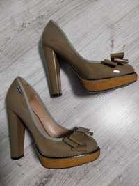 Buty damskie, obcas, Armani,  R.39