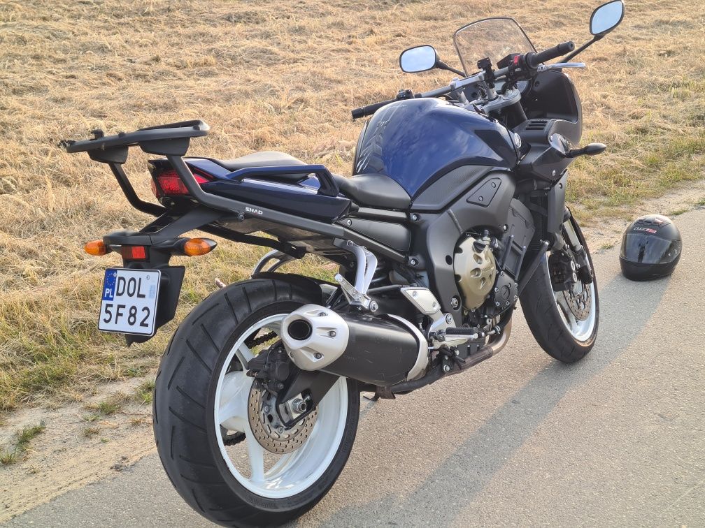 Yamaha fz1 2010r