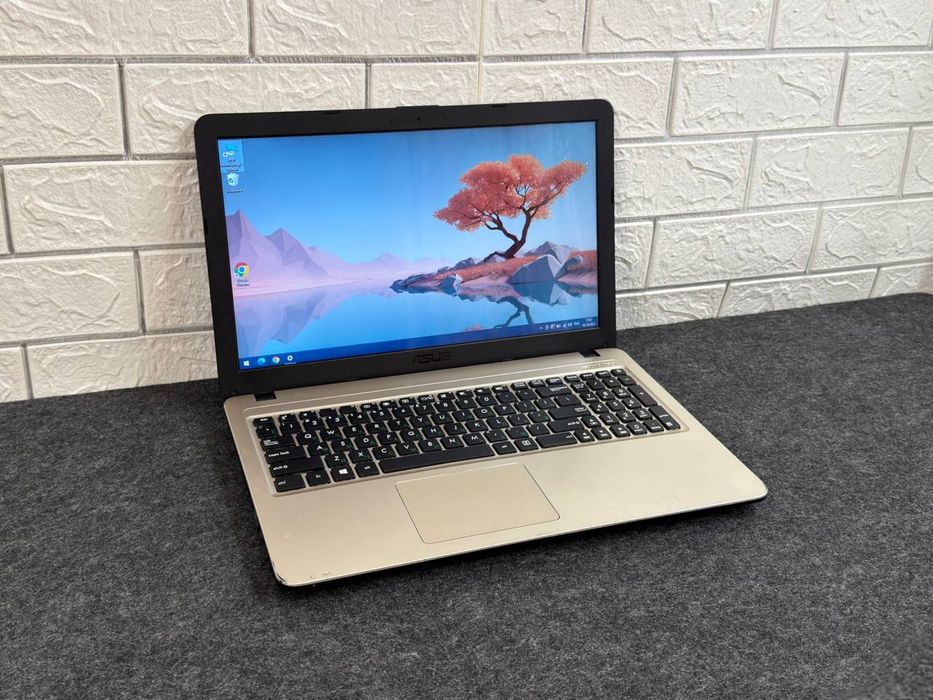 Ноутбук Asus X541 Intel Core i5 8gb NVIDIA GeForce 920MX