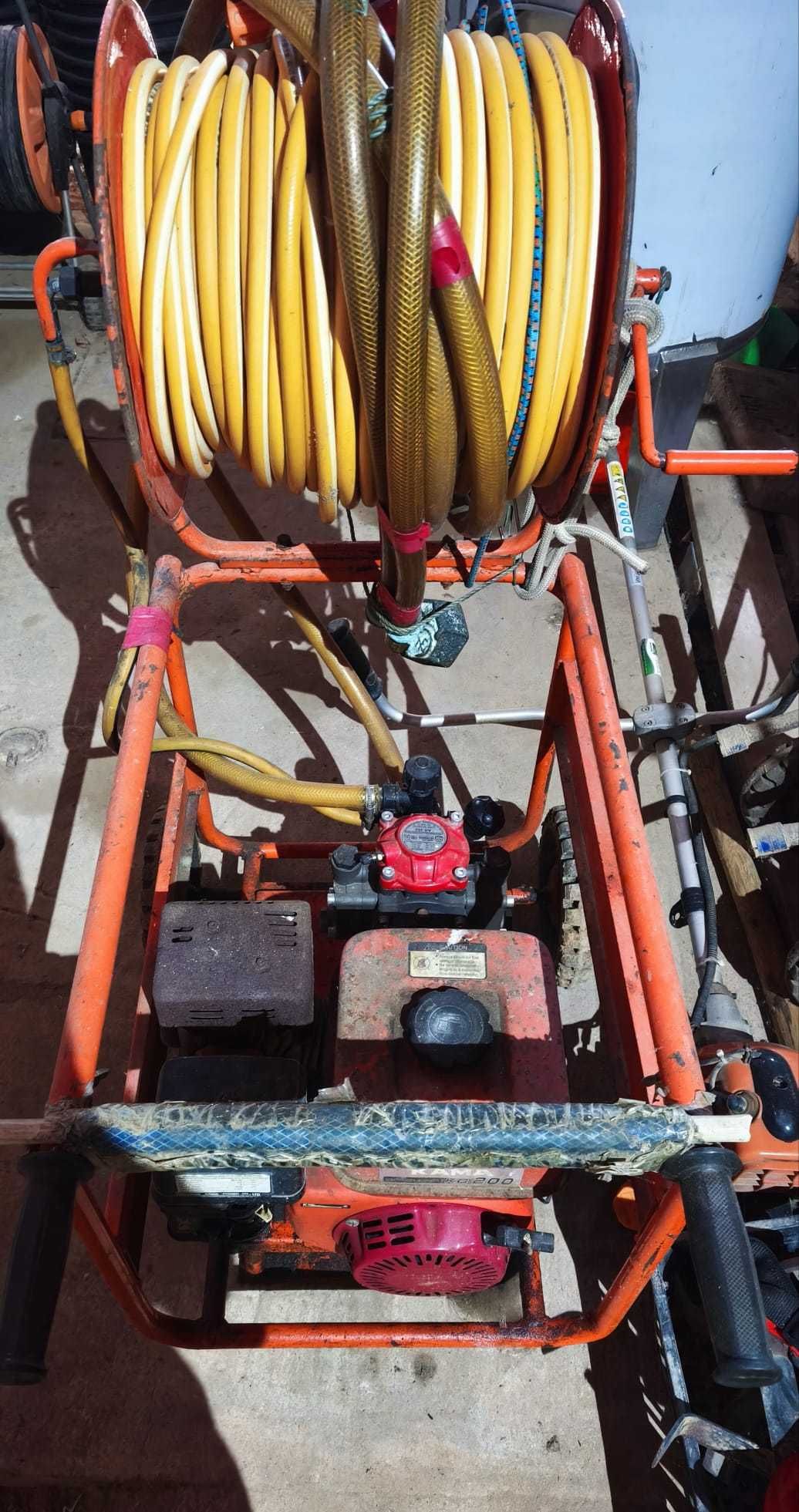 Máquina pulverizadora Triunfo TK-25 PROGRESS