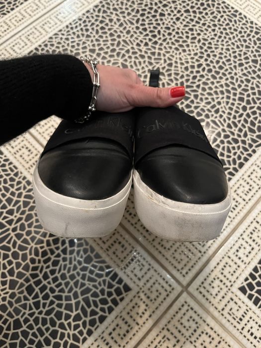 Calvin Klein сліпони