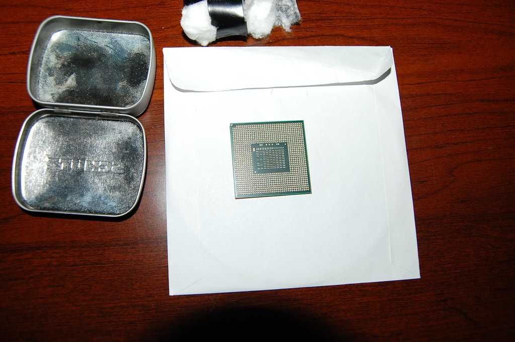 Процессор Intel Core i3 - 2350M. 2,3 Мгц 2 ядра 4 потока