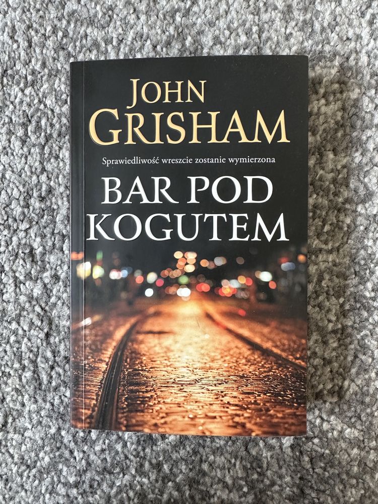 john grisham bar pod kogutem