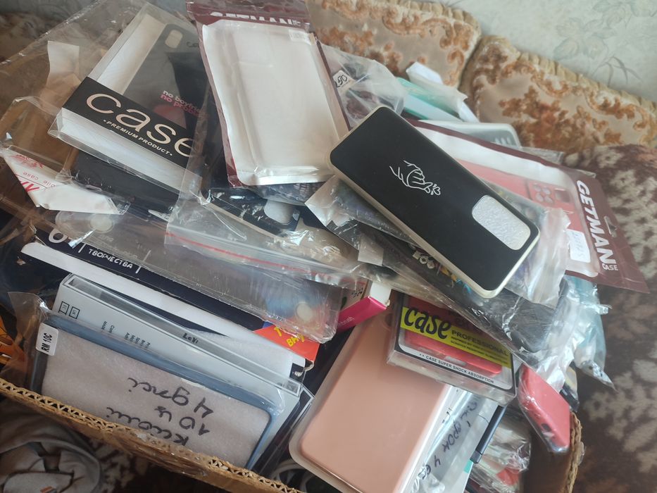 Чохол на телефон. Новий