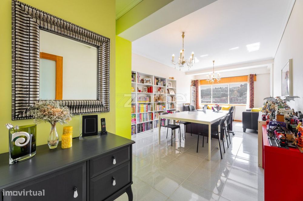 Apartamento T2 com 110m2 em Maximinos, Braga