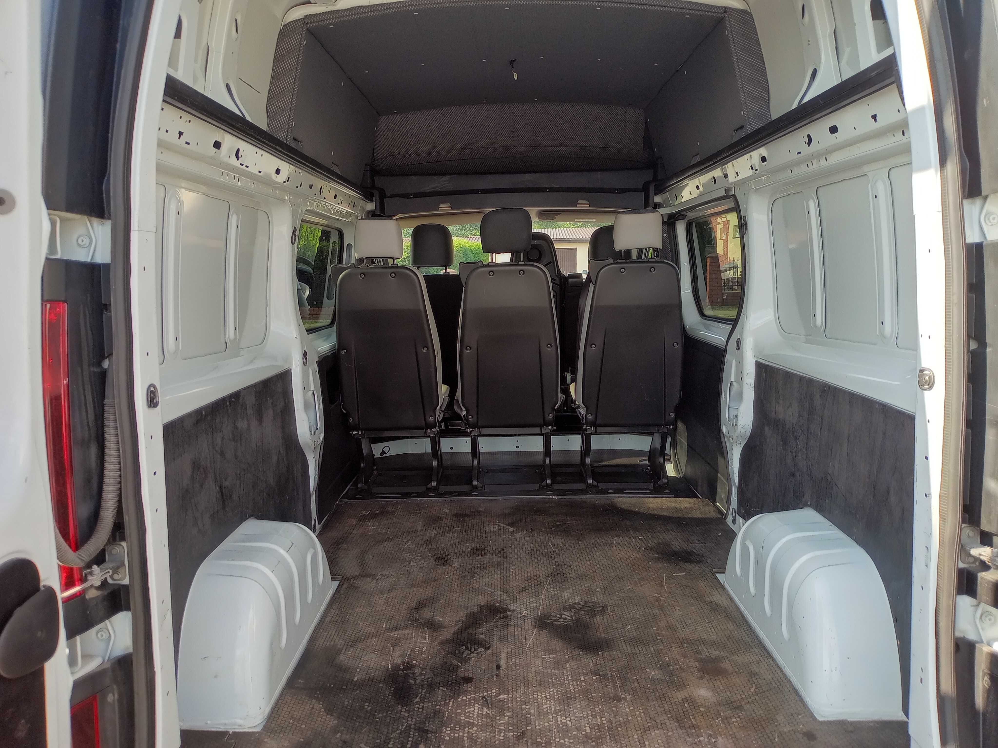 Renault Trafic L2h2 Brygadówka 6 cio osóbowy