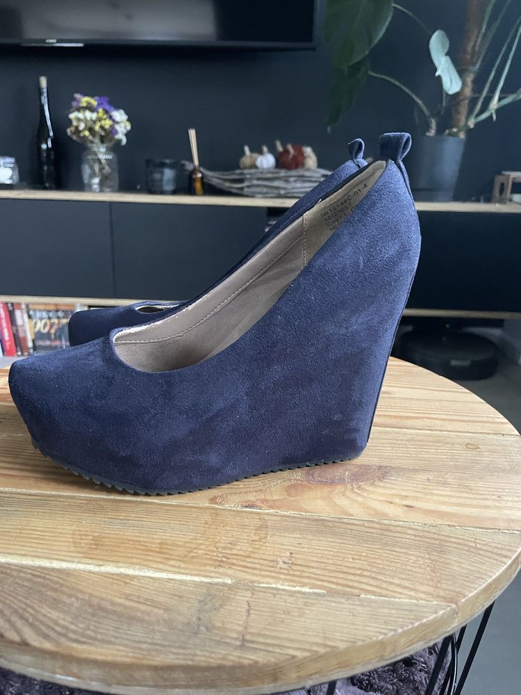 Eleganckie koturny 36 granatowe buty damskie wysokie wygodne botki