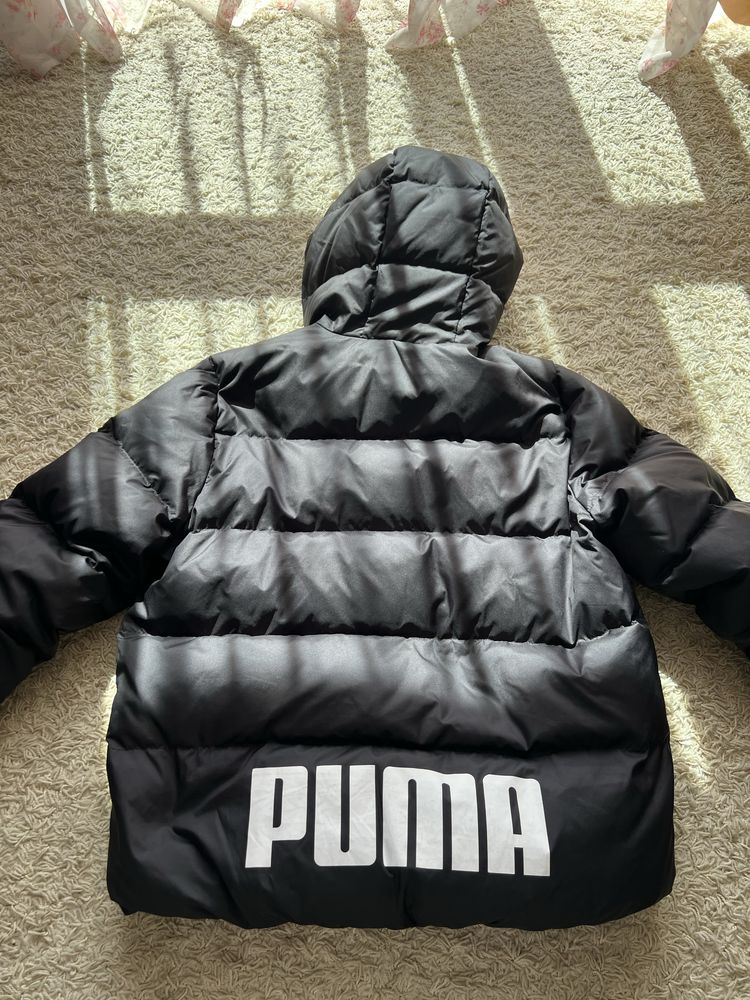 Жіноча оригінал куртка Puma