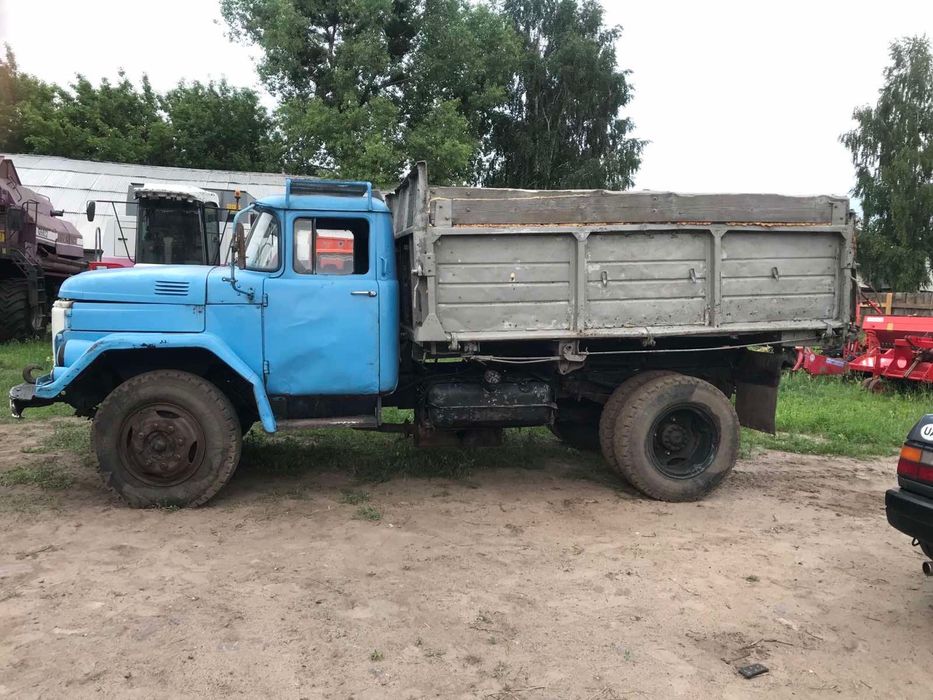 Грузовой автомобиль ЗИЛ-130 самосвал