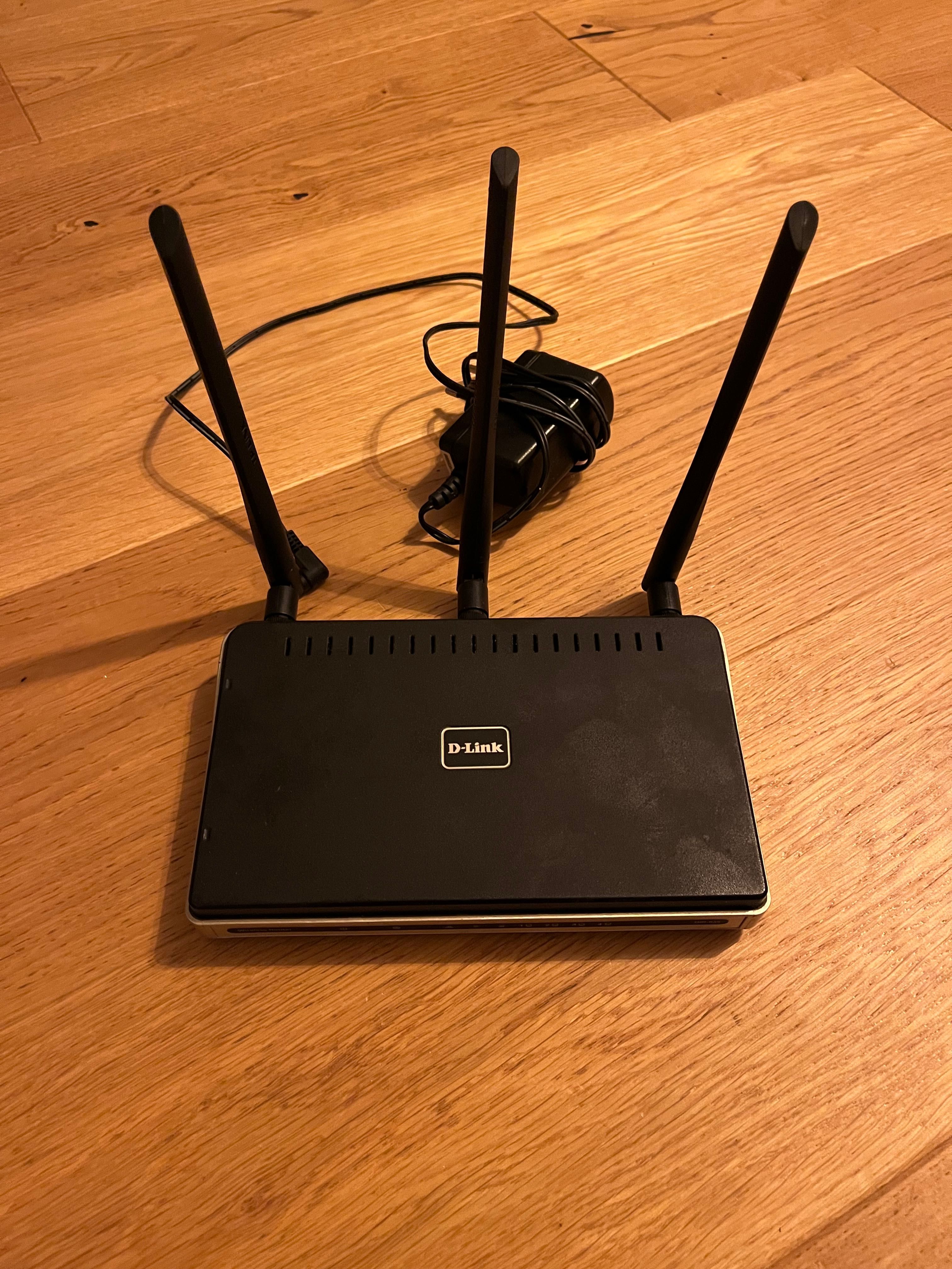 Router D Link DIR 635