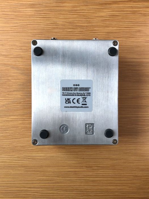 Death By Audio Fuzz War